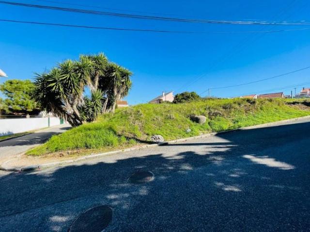 Terreno venda em Cabeço de Oureças, Sintra