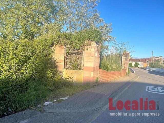 Terreno en venta en Barrio El Milagro, Torrelavega