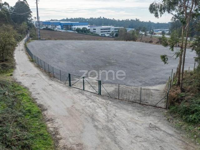 Terreno alugar em Bougado (São Martinho e Santiago), Trofa