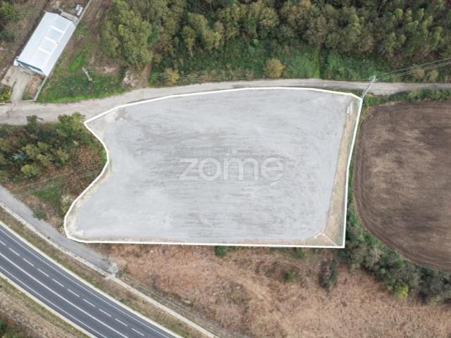 Terreno alugar em Bougado (São Martinho e Santiago), Trofa