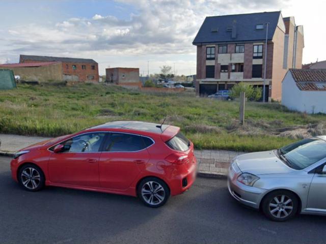 Terreno en venta en Armunia, León