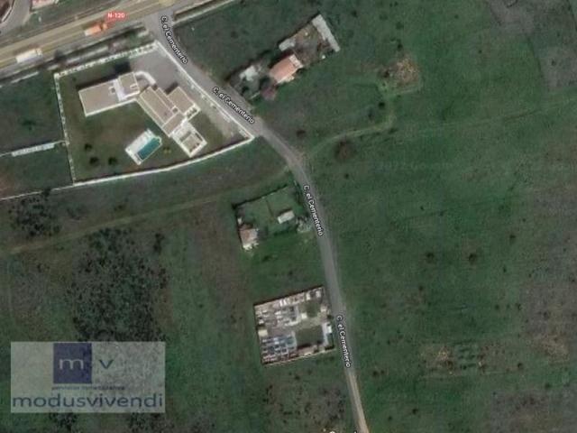 Terreno en venta en Valverde De La Virgen, Castilla y León
