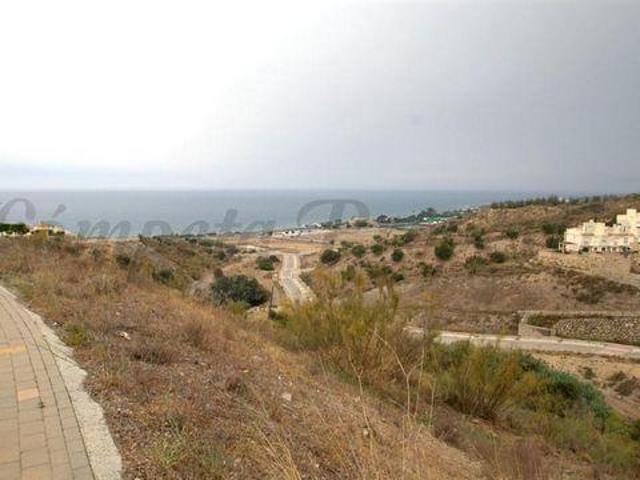Terreno en venta en Vélez-málaga, Capuchinos