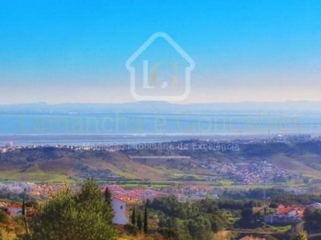 Terreno venda em Vialonga, Lisboa