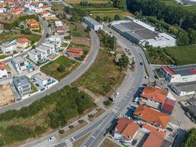 Terreno venda em Gavião, Braga