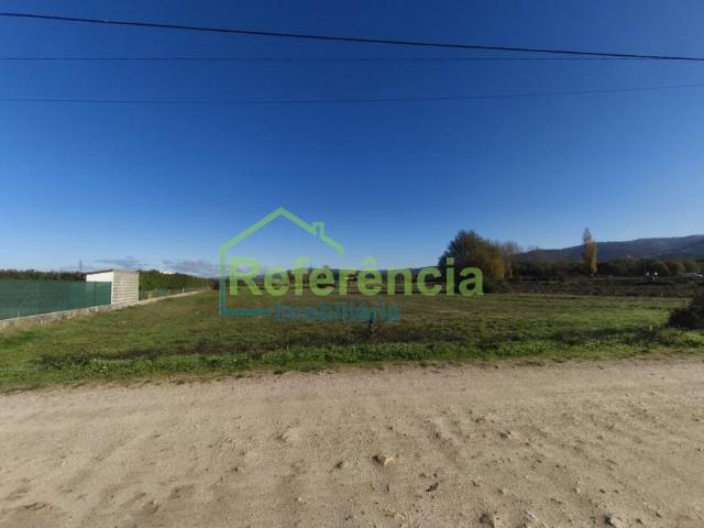 Terreno venda em Chaves, Vila Real
