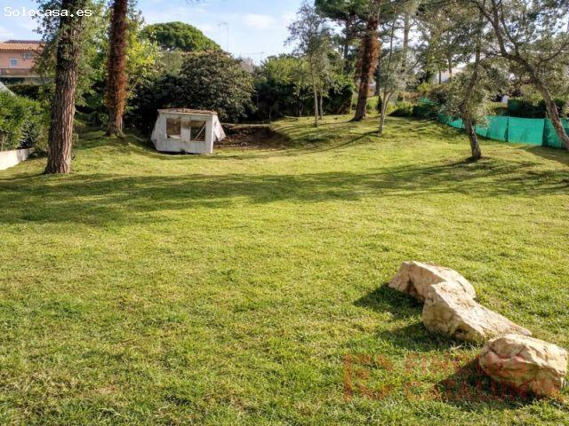 Local Comercial en venta en Canigó, la Selva