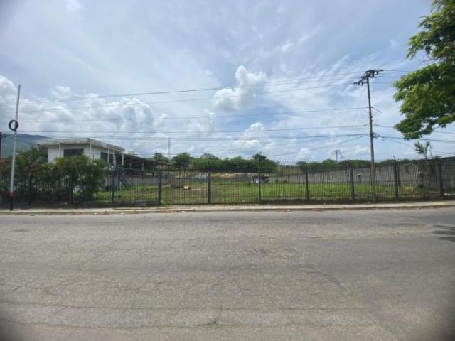 Terreno en venta en Guatire, Miranda