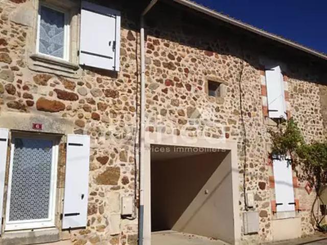 Maison vente à Confolens, Tessonnière