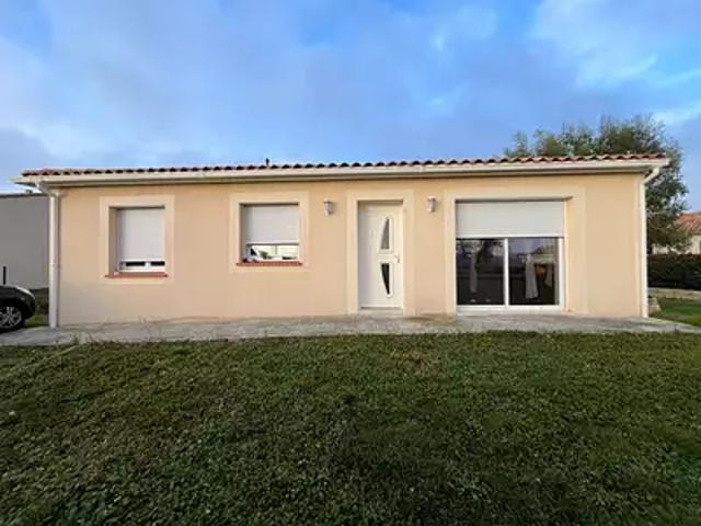 Maison vente à Confolens, Tessonnière