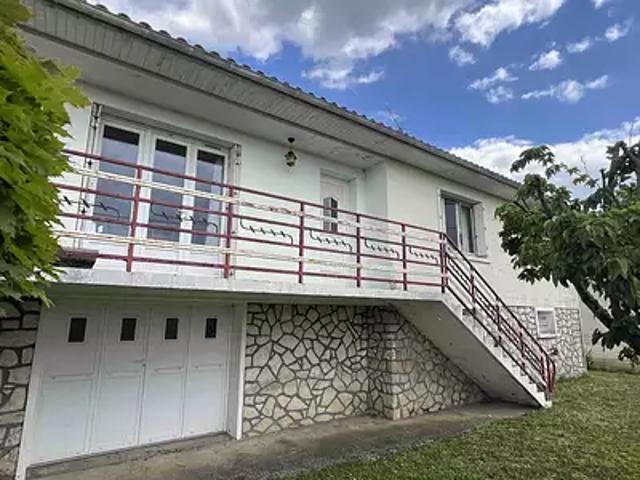 Maison vente à Confolens, Tessonnière