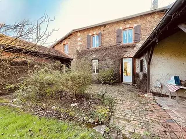 Maison vente à Confolens, Tessonnière