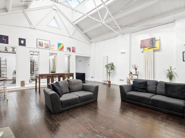 Apartment for rent in Islington, Greater London