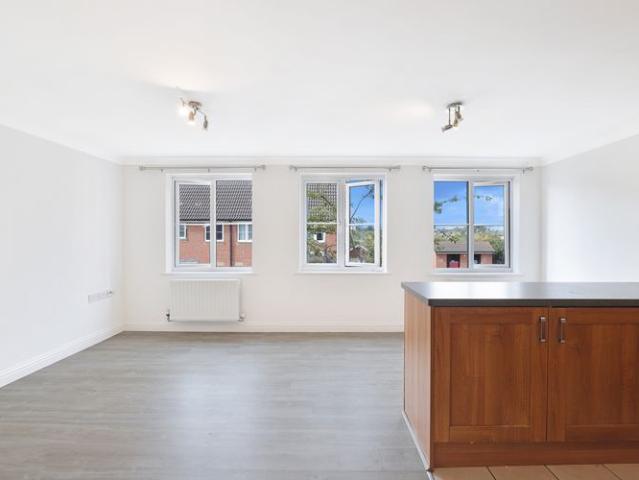 Apartment for rent in London Borough of Barking and Dagenham, Greater London