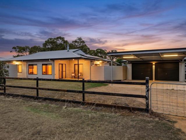 House for sale in Hendon, Southern Downs Regional
