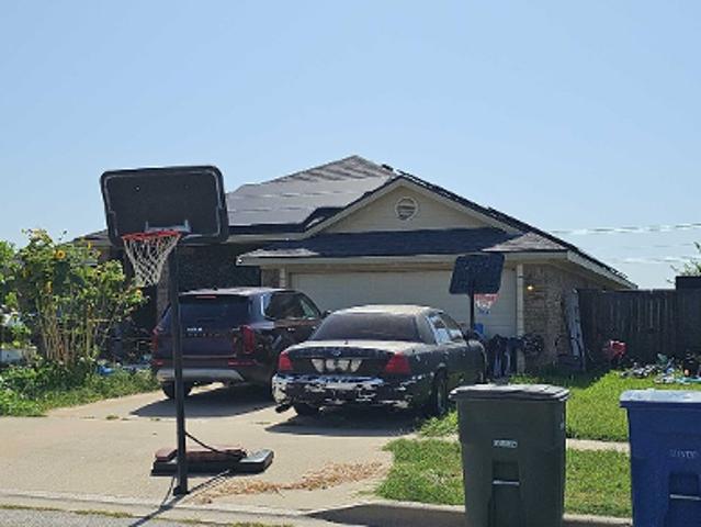 House for sale in Briggs, Texas