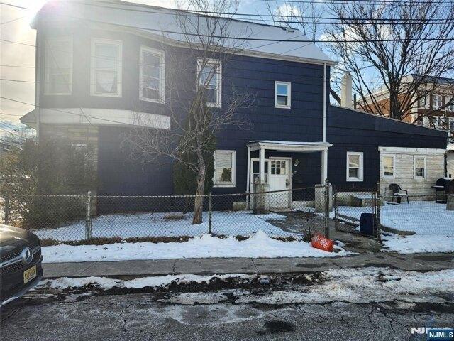 House for sale in Passaic, New Jersey