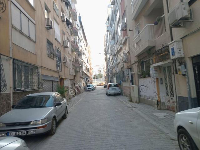 Karşiyaka, İzmir içerisinde kiralık mülk