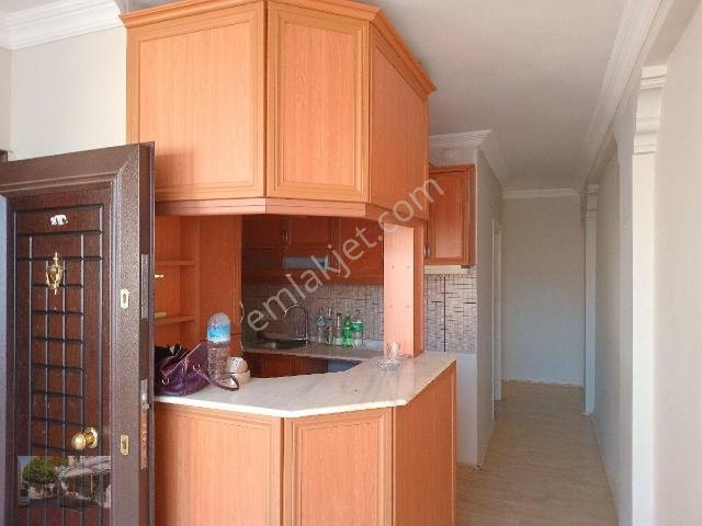 Bahçelievler Mahallesi, Karşıyaka içerisinde kiralık mülk