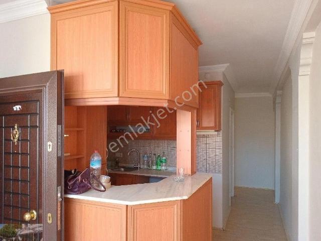 Karşiyaka, İzmir içerisinde kiralık mülk