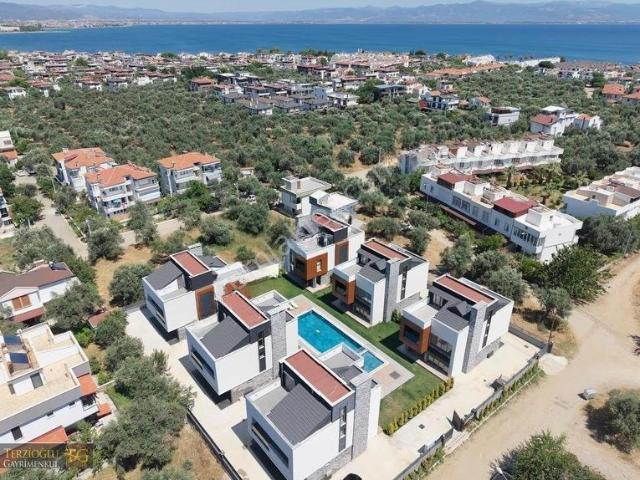 Güre Cumhuriyet, Edremit içerisinde satılık Villa