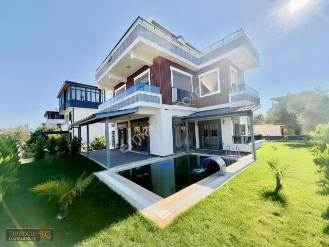 Edremit içerisinde satılık Villa