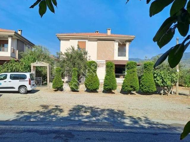 Tahtakuşlar, Edremit içerisinde satılık Villa