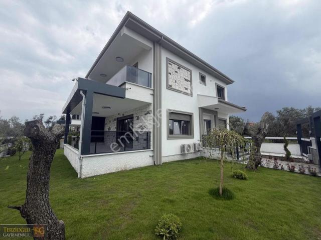 Edremit, Balikesir içerisinde satılık Villa
