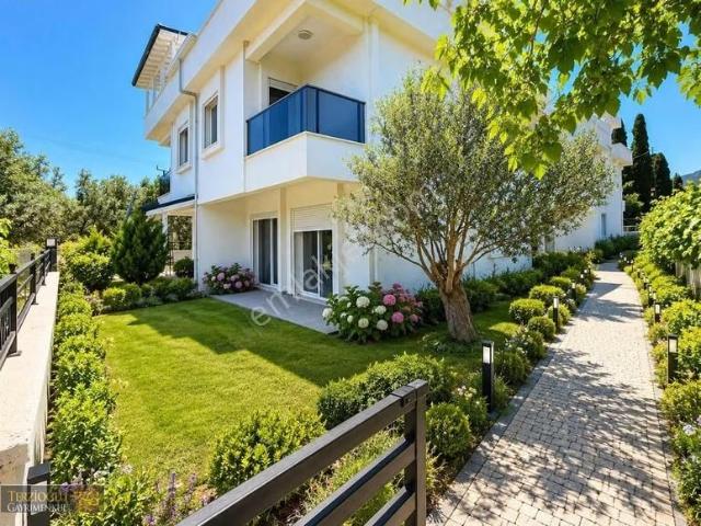 Edremit, Balikesir içerisinde satılık Villa