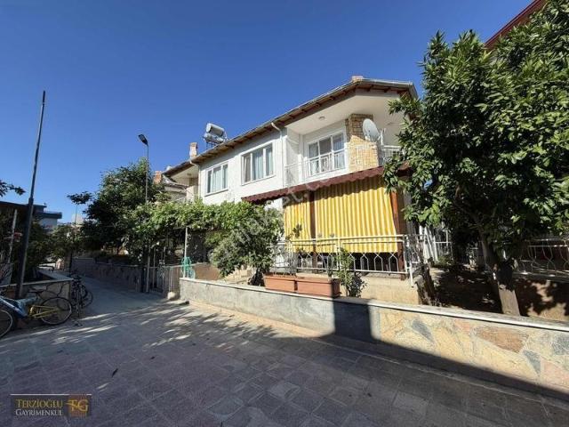 Güre Cumhuriyet, Edremit içerisinde satılık Villa