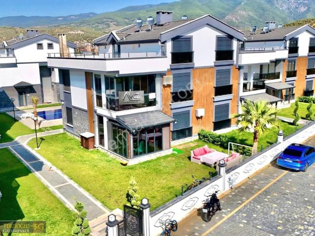 Edremit, Balikesir içerisinde satılık Villa