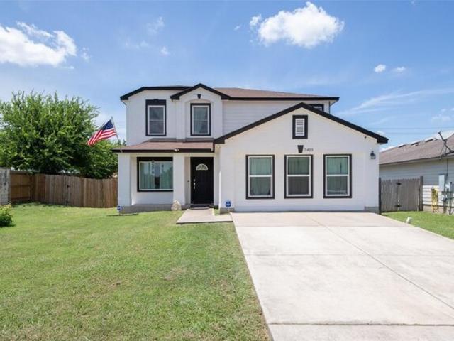 House for sale in Del Valle, Texas