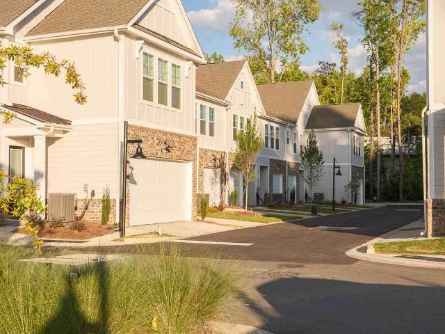 Apartment for rent in Matthews, Mecklenburg County