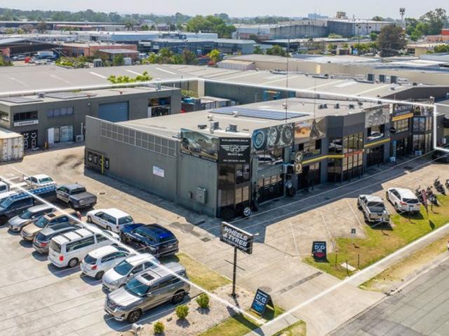 Warehouse for sale in West Burleigh, Gold Coast City