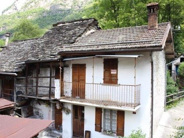 Einfamilienhaus kaufen in Gerra, Verzasca, Tessin
