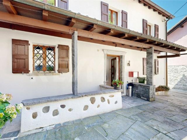 Immobilie kaufen in Gordola, Tessin