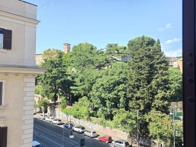 Appartamento in affitto a Municipio Roma I, Roma Capitale