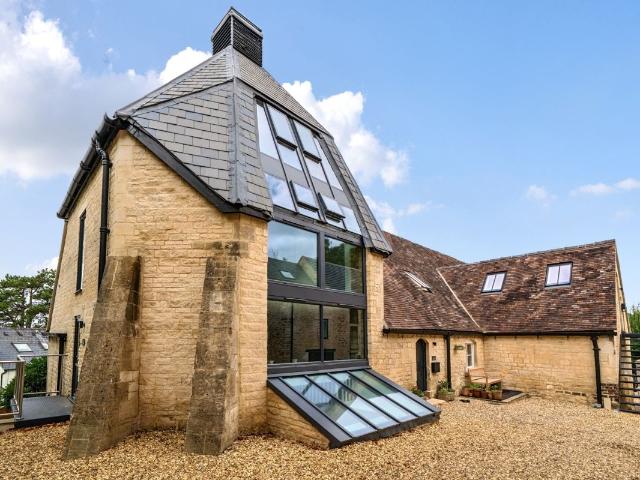 House for rent in School House, Gloucestershire