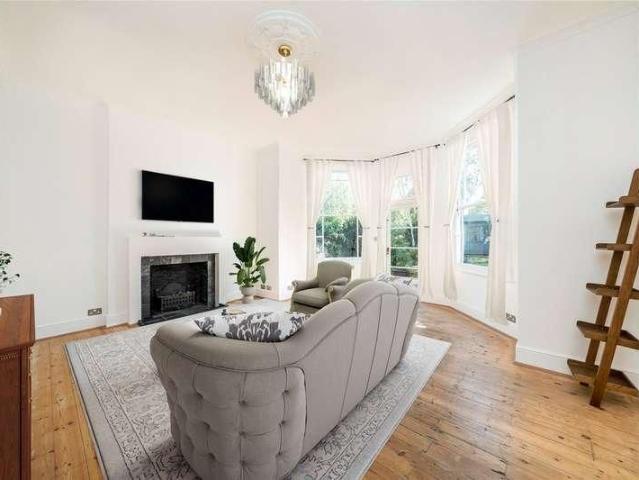 Apartment for rent in Muswell Hill, Greater London