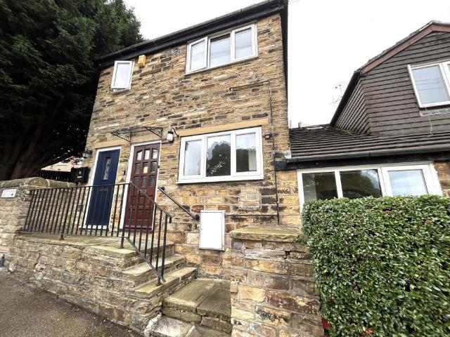 Apartment for rent in Low Fold, Bradford