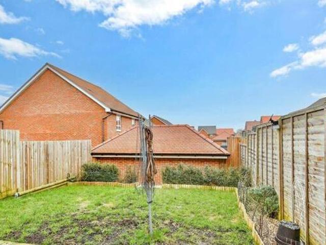 House for sale in Oad Street, Kent