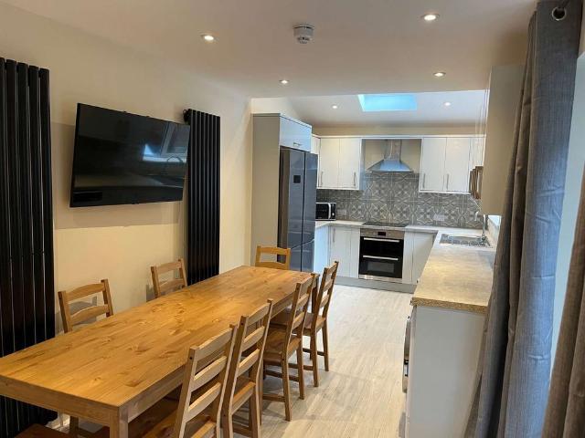 Room for rent in Haddon, East Midlands