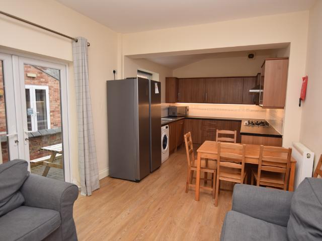 Room for rent in Haddon, East Midlands