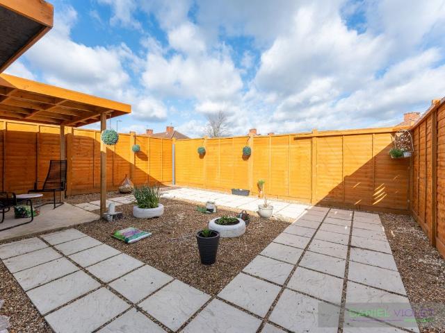 House for rent in Rosehill, Greater London