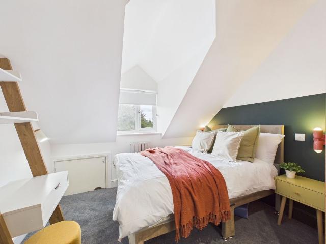 Room for rent in Kingsholm, Gloucester