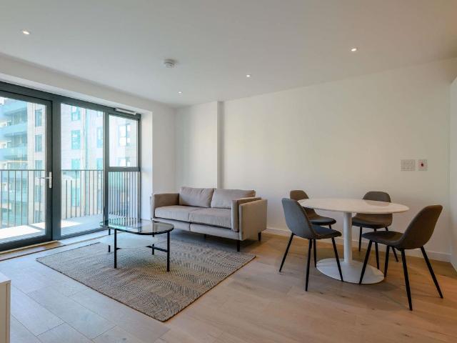 Apartment for rent in London Borough of Ealing, Hanwell
