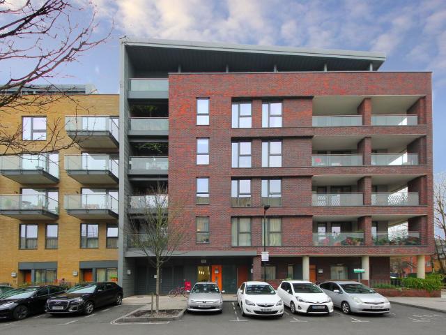 Apartment for rent in London Borough of Ealing, Hanwell