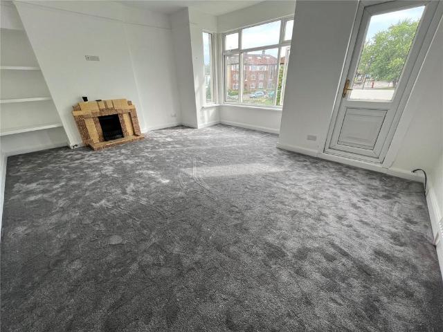 Apartment for rent in New Southgate, Greater London
