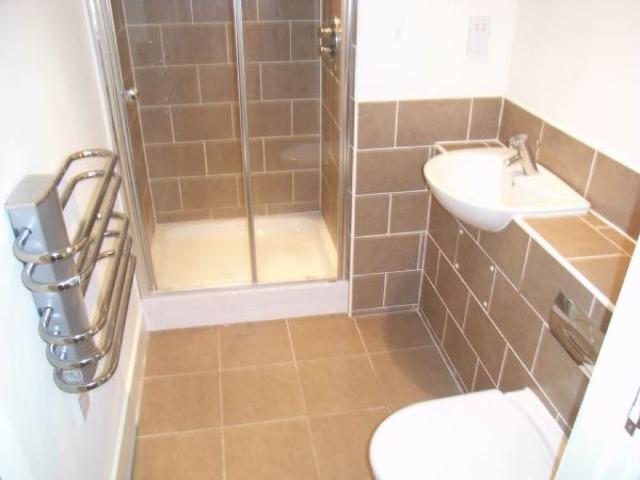 Studio for rent in Dewsbury, Eightlands