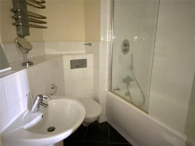Apartment for rent in Dewsbury, Eightlands